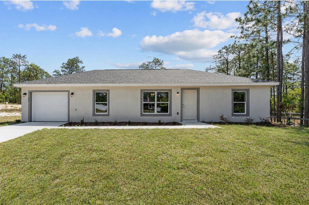 467 SW Alvarez Rd., Dunnellon, FL 34432