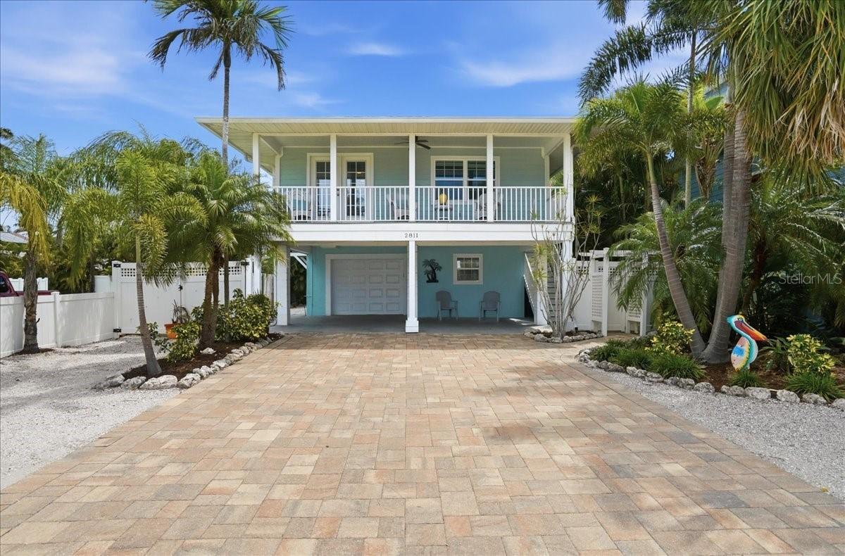 2811 Gulf Dr., Holmes Beach, FL 34217