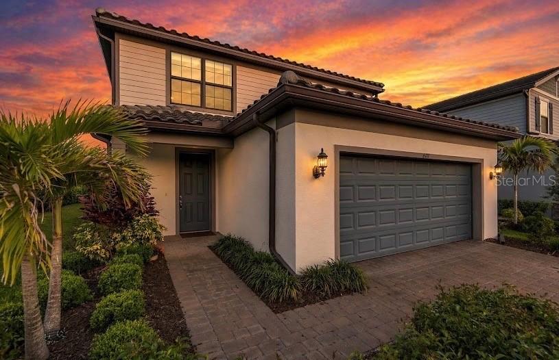 6111 Bluestar Ct., Bradenton, FL 34211