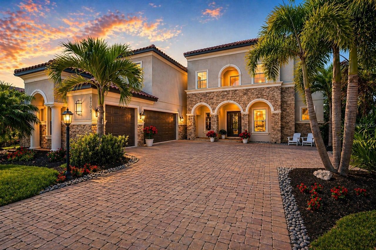 5301 Greenbrook Dr., Sarasota, FL 34238