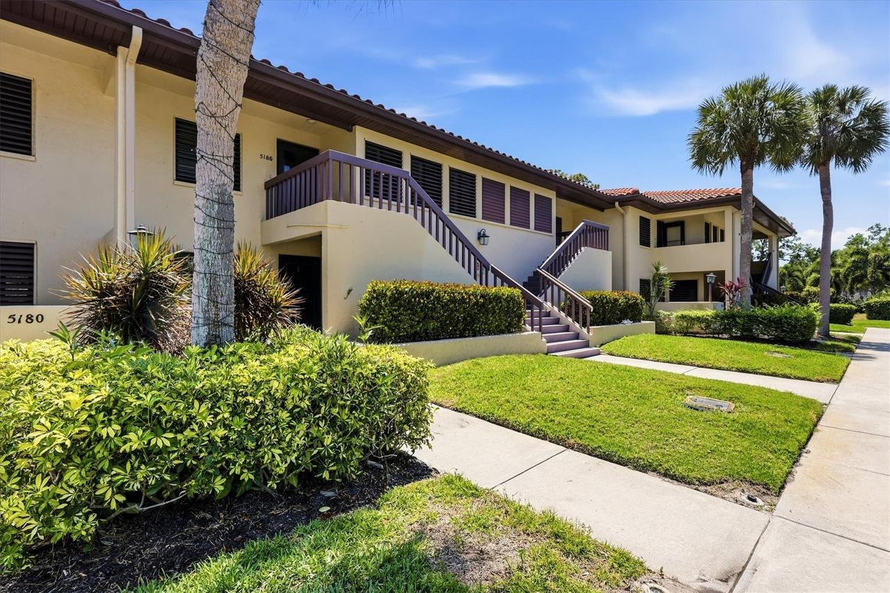 5186 Lake Village Dr. #90, Sarasota, FL 34235