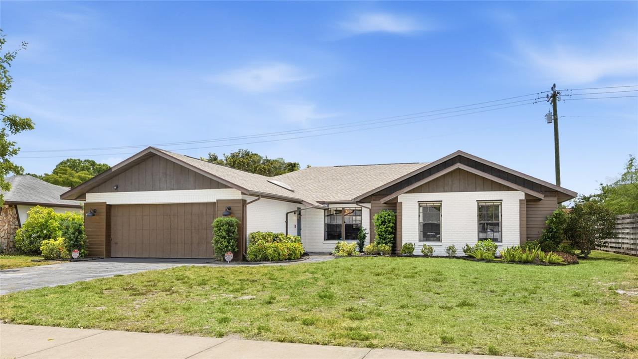 6513 29th Ave., Bradenton, FL 34209