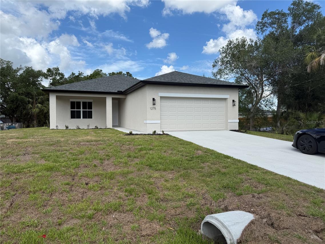 1275 Perry St., Port Charlotte, FL 33952