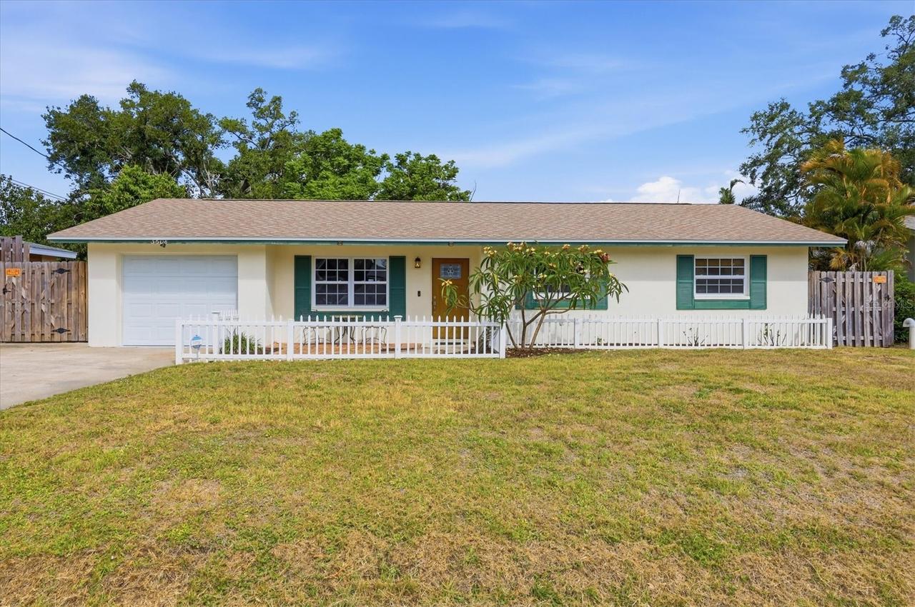 3608 Fenway Dr., Sarasota, FL 34232