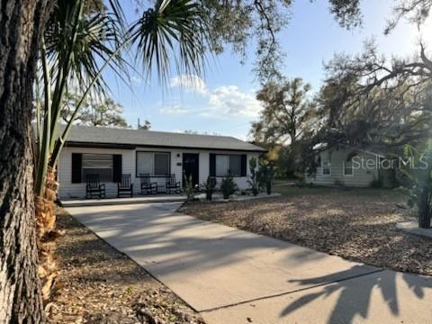 2440 Hillview St., Sarasota, FL 34239