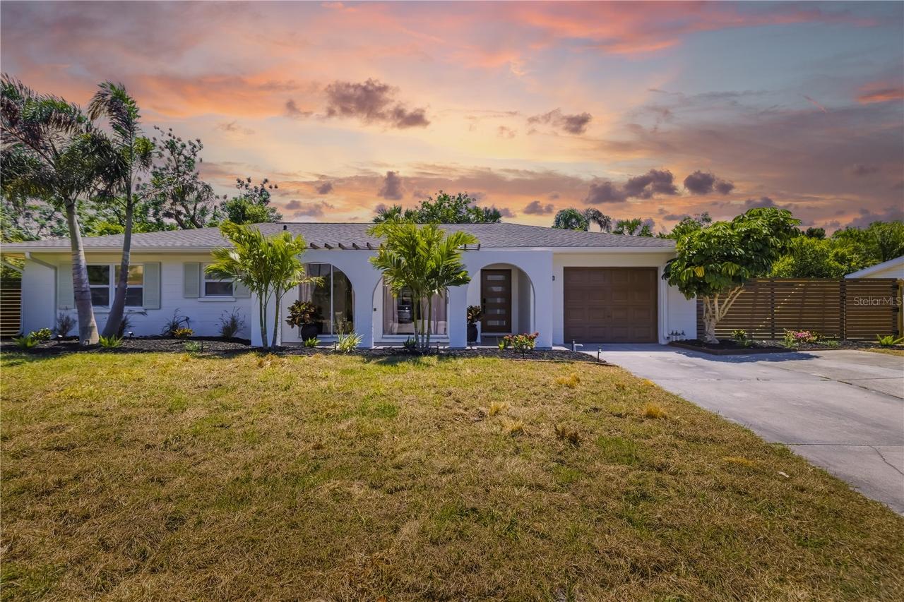 2436 Goldenrod St., Sarasota, FL 34239