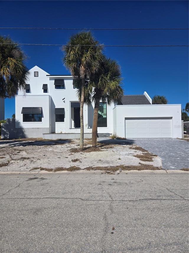 927 Contento St., Sarasota, FL 34242