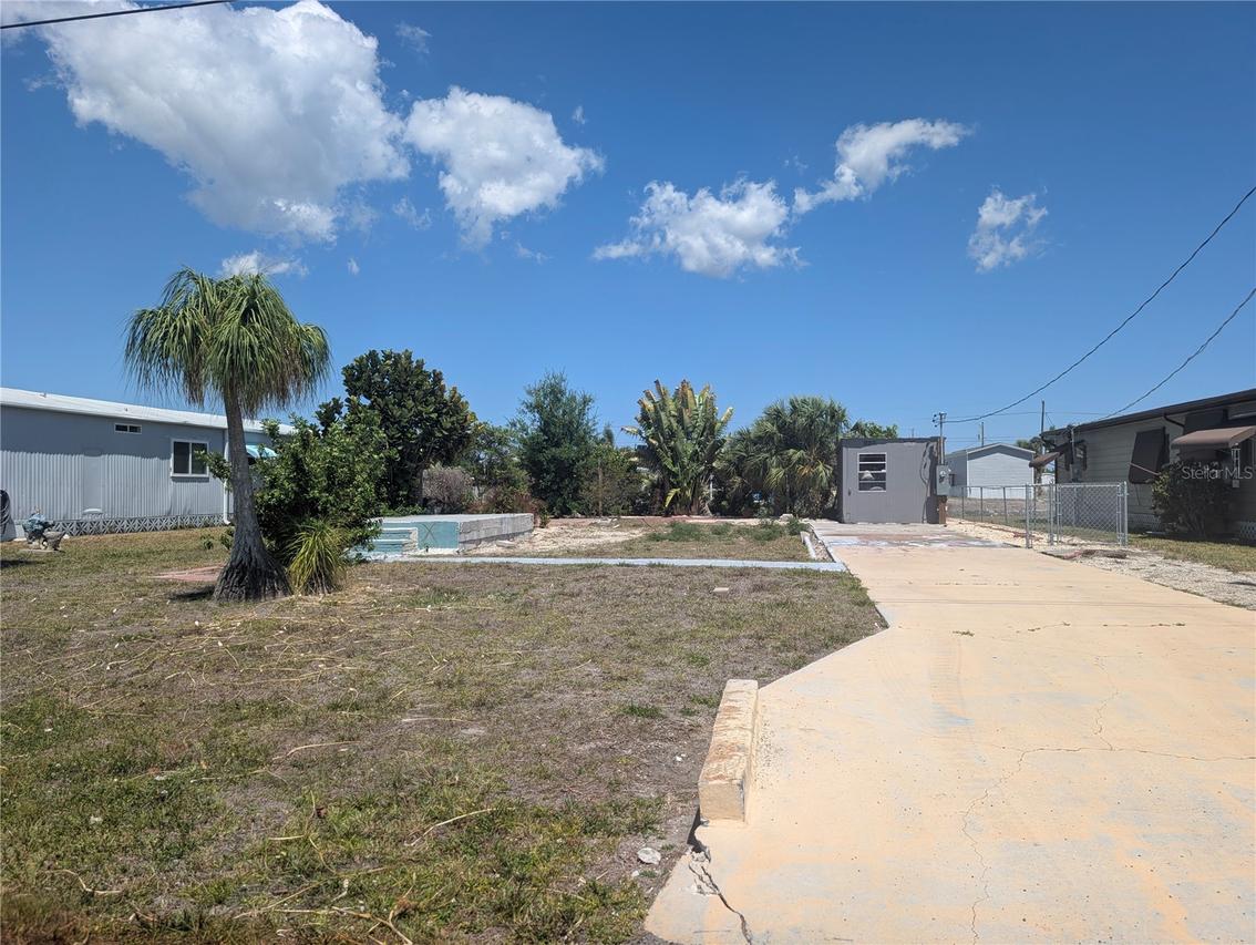 1273 Kingfisher Dr., Englewood, FL 34224