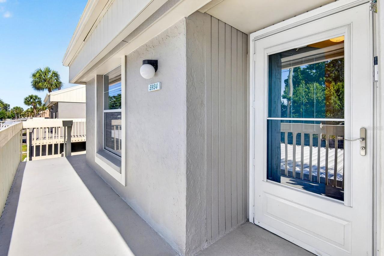 5934 7th Ave., Bradenton, FL 34209