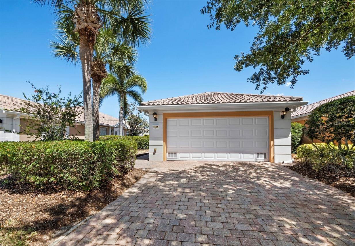 5967 Benevento Dr., Sarasota, FL 34238