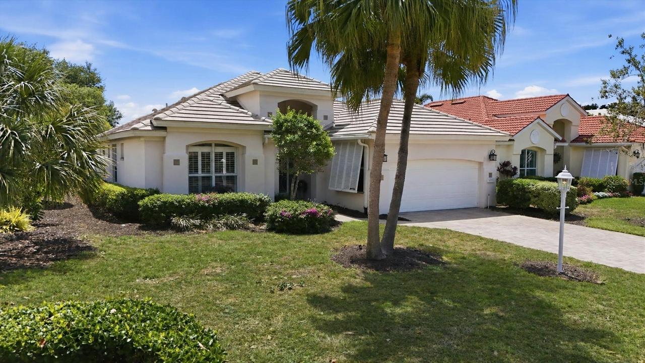 8025 Hampton Ct., University Park, FL 34201