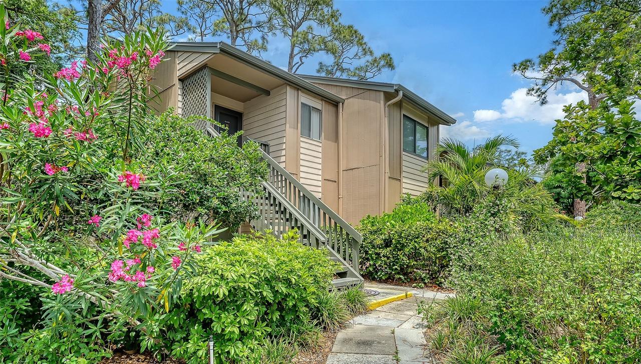 1720 Glenhouse Dr. #326, Sarasota, FL 34231