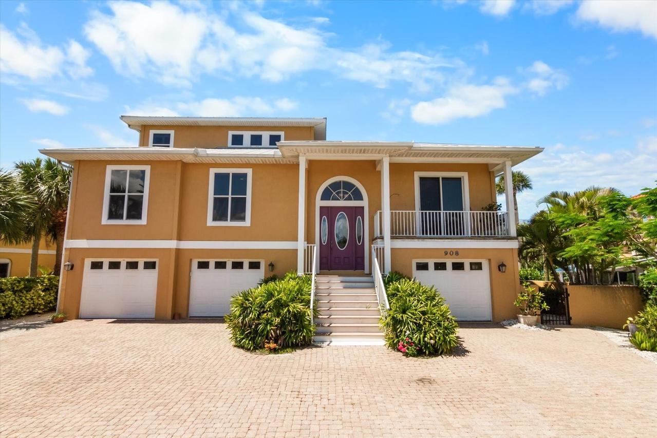 908 Casey Cove Dr., Nokomis, FL 34275