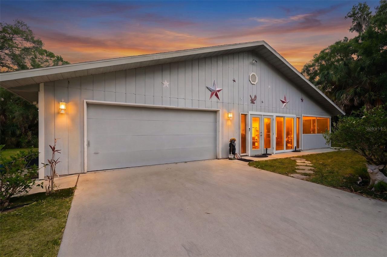 2070 59th St., Sarasota, FL 34243