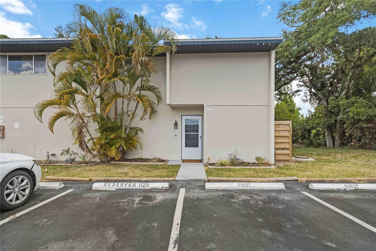 1125 Longfellow Way #125-B, Sarasota, FL 34243