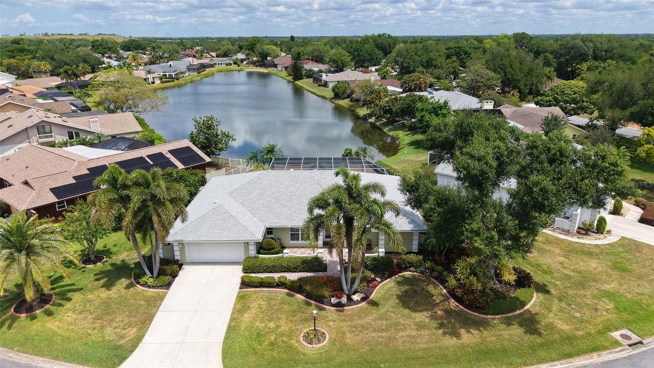 6921 Country Lakes Cir., Sarasota, FL 34243