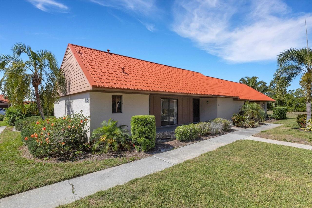 6392 Draw Ln. #40, Sarasota, FL 34238