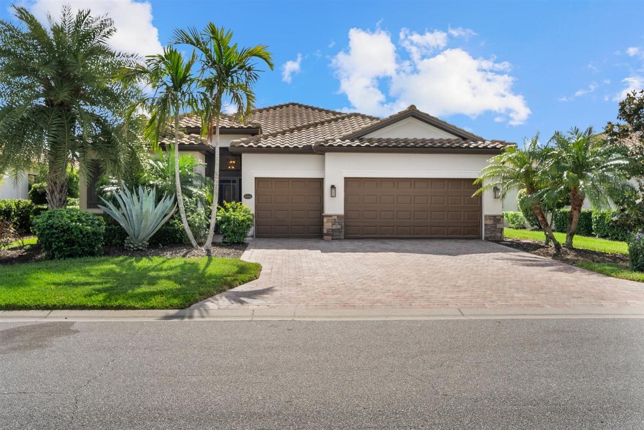 6860 Wild Lake Ter., Bradenton, FL 34212