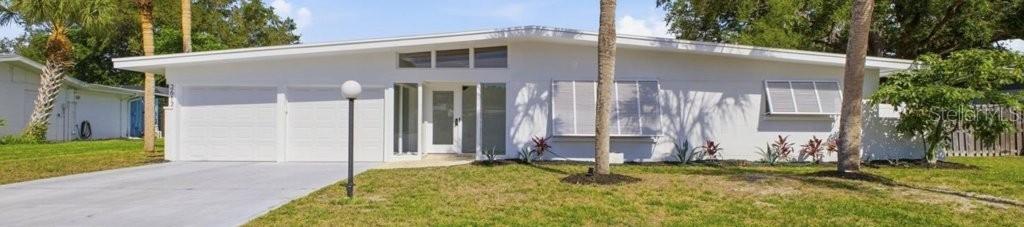 2612 Botany Ave., Sarasota, FL 34239