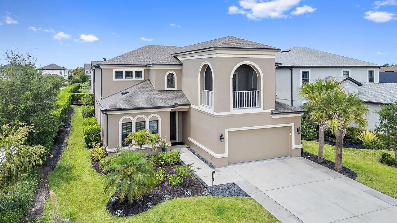 9085 Luna Ln., Sarasota, FL 34241