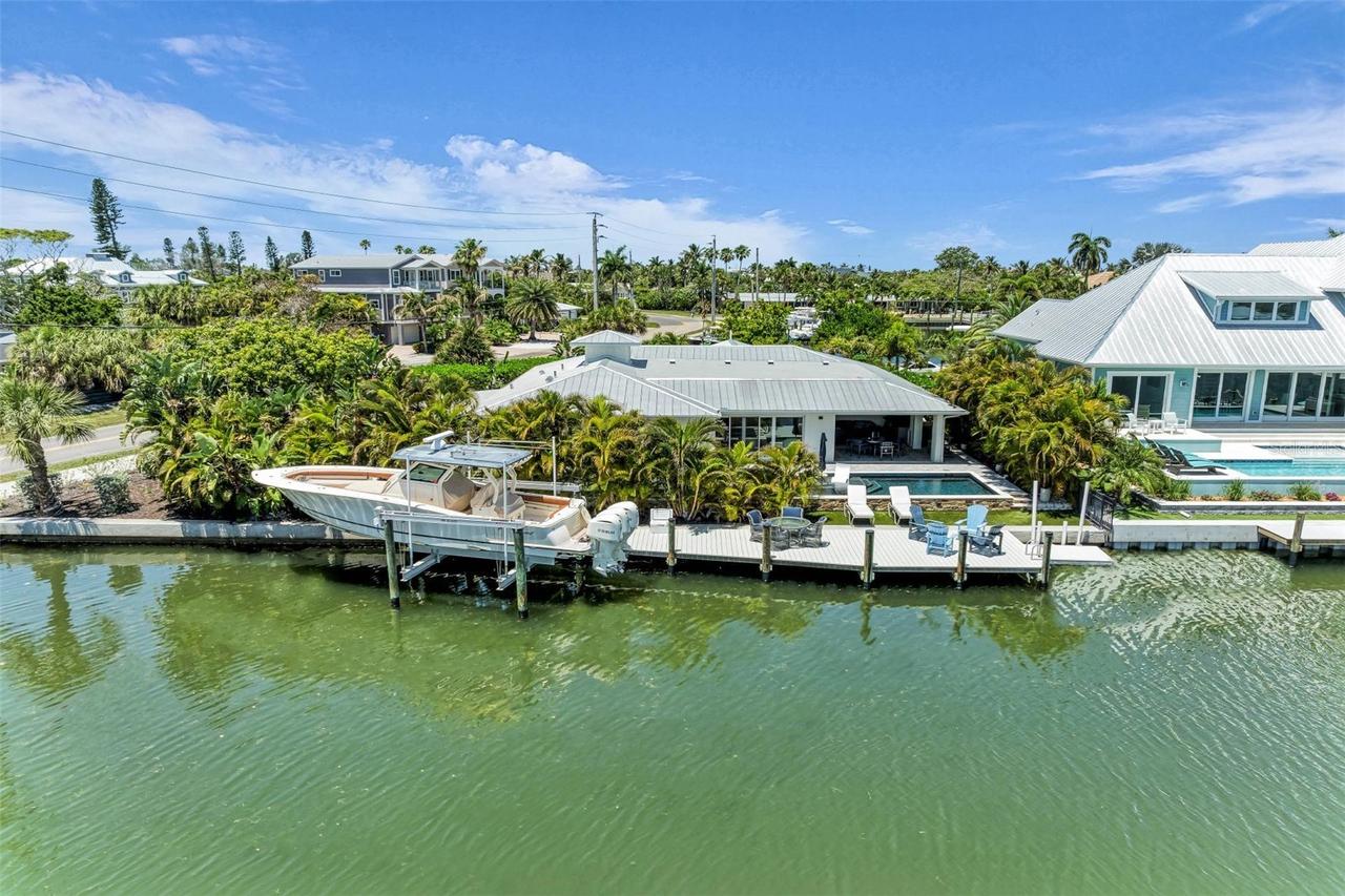 501 68th St., Holmes Beach, FL 34217