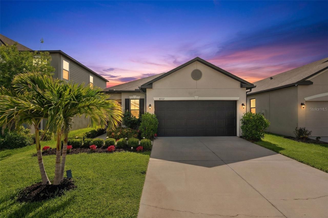 4722 Lindever Ln., Palmetto, FL 34221