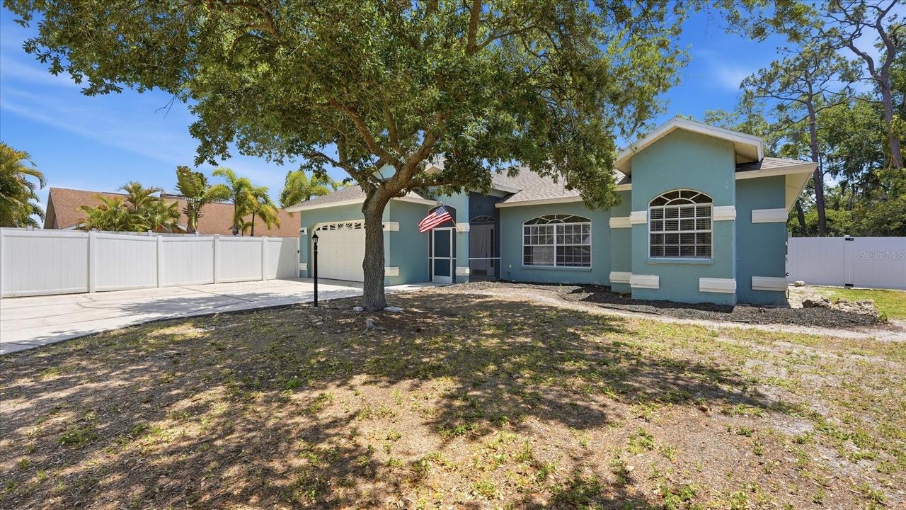 2357 Appaloosa Cir., Sarasota, FL 34240