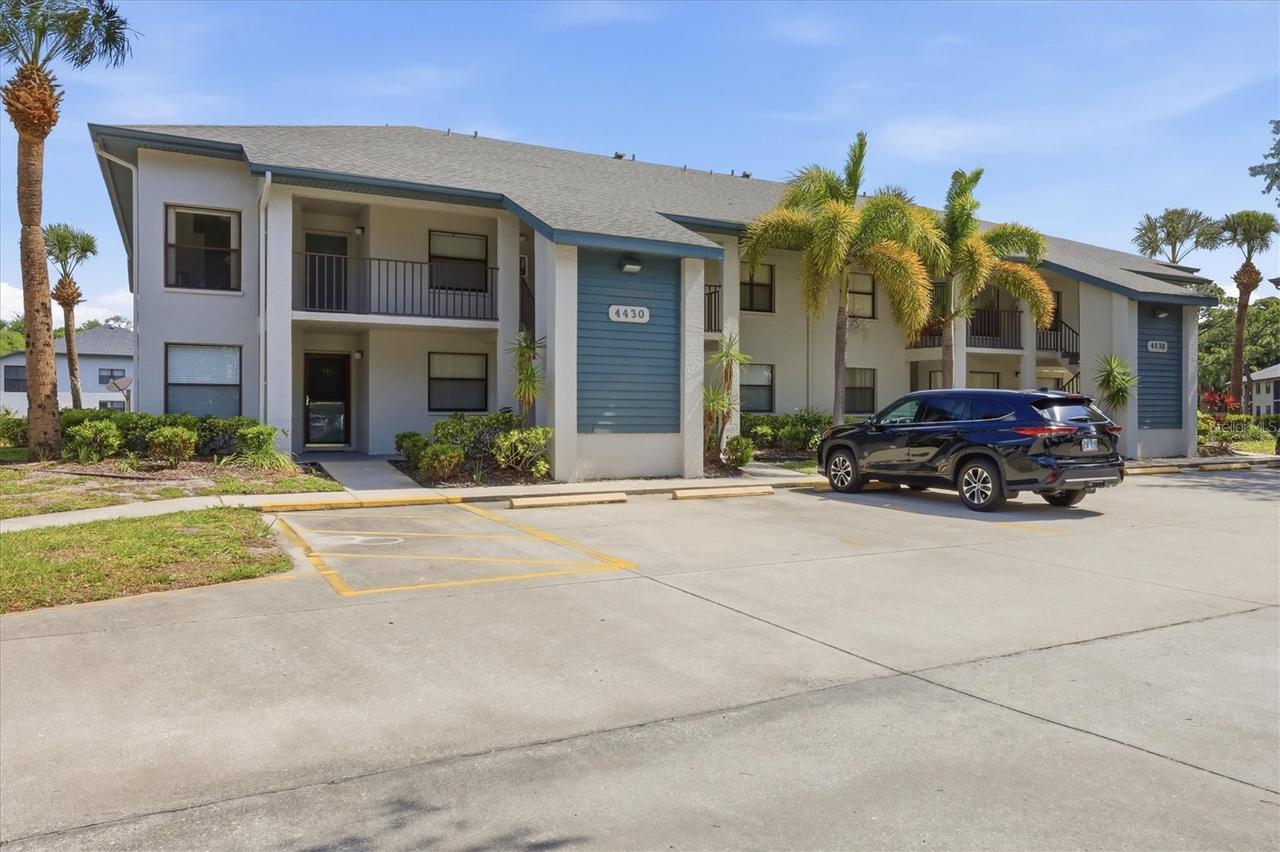 4430 47th Ave. #202, Bradenton, FL 34210