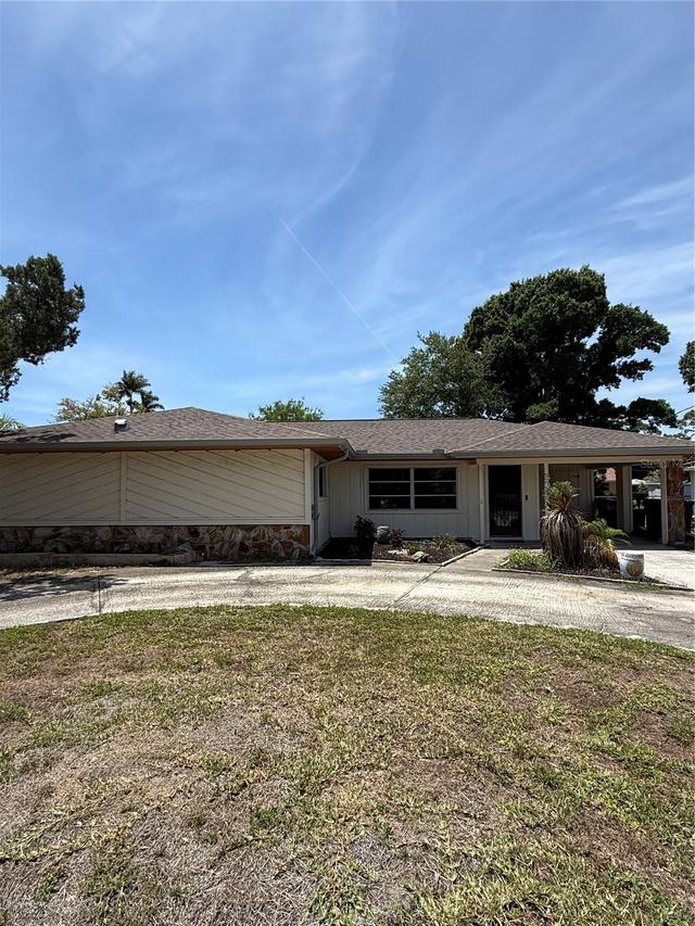 304 42nd St., Bradenton, FL 34209