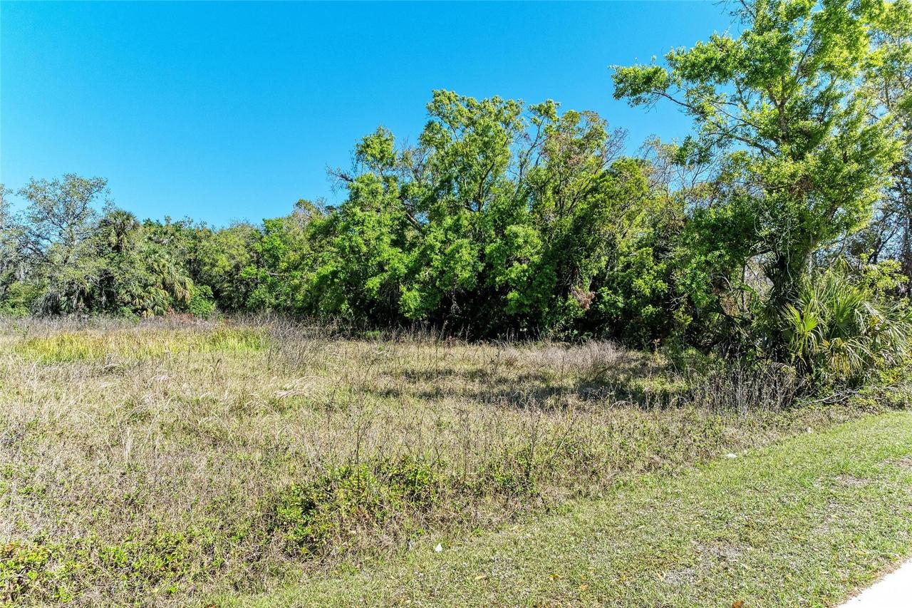 4007 45th St., Bradenton, FL 34208