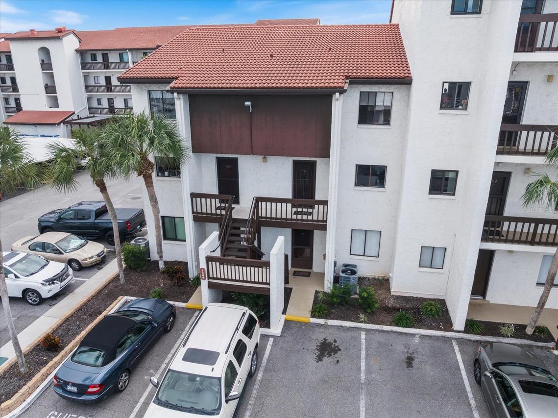 1604 Stickney Point Rd. #4-102, Sarasota, FL 34231