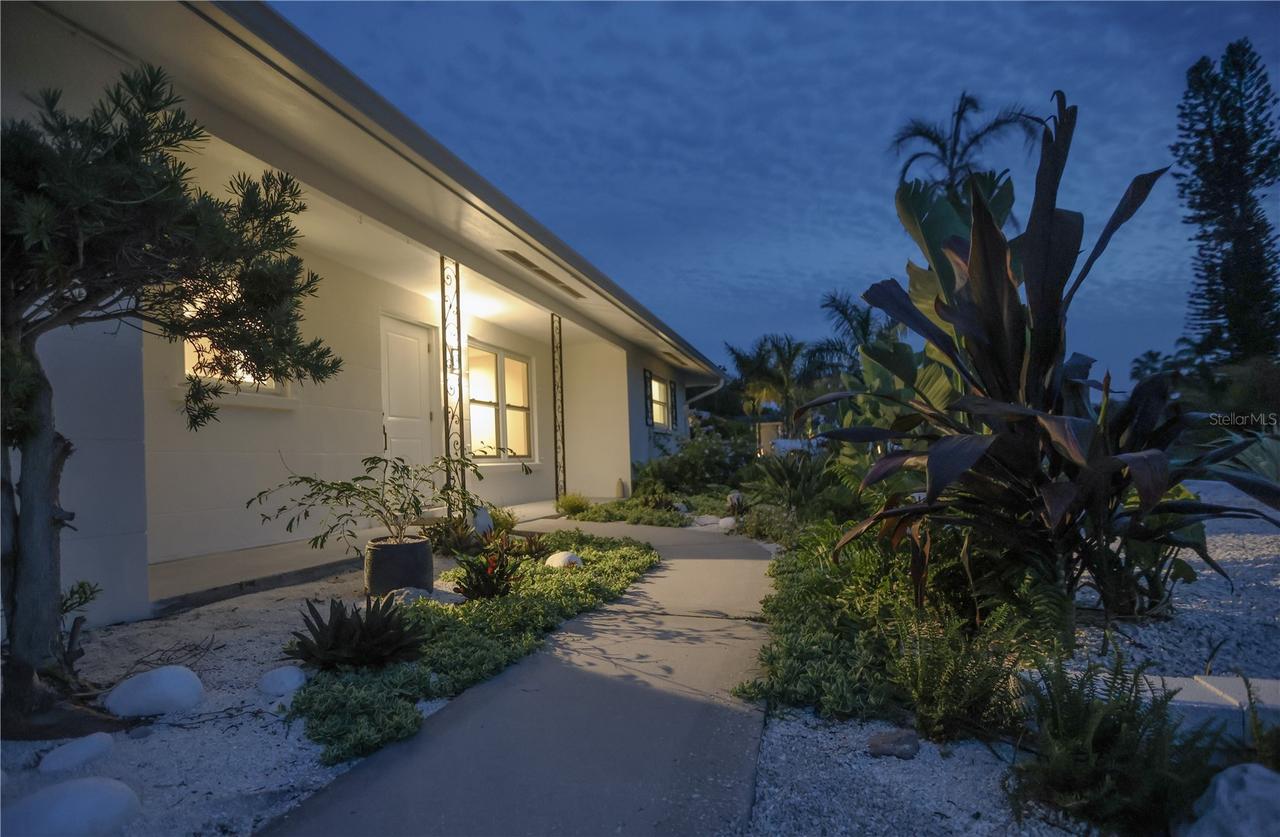2513 Croton Ave., Sarasota, FL 34239
