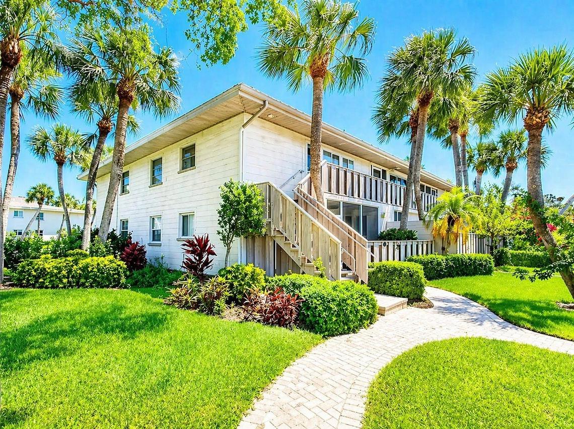 6700 Gulf Of Mexico Dr. #143, Longboat Key, FL 34228
