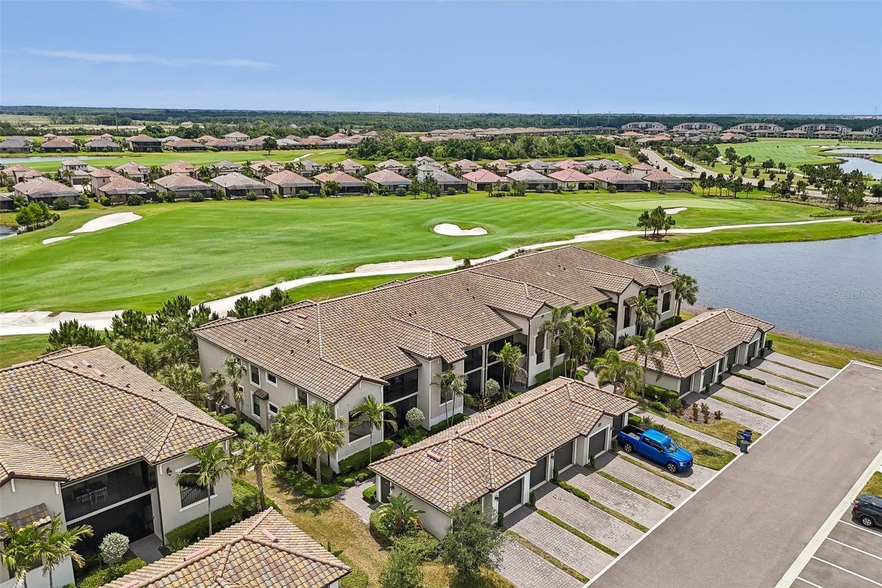 5721 Palmer Cir. #101, Lakewood Ranch, FL 34211