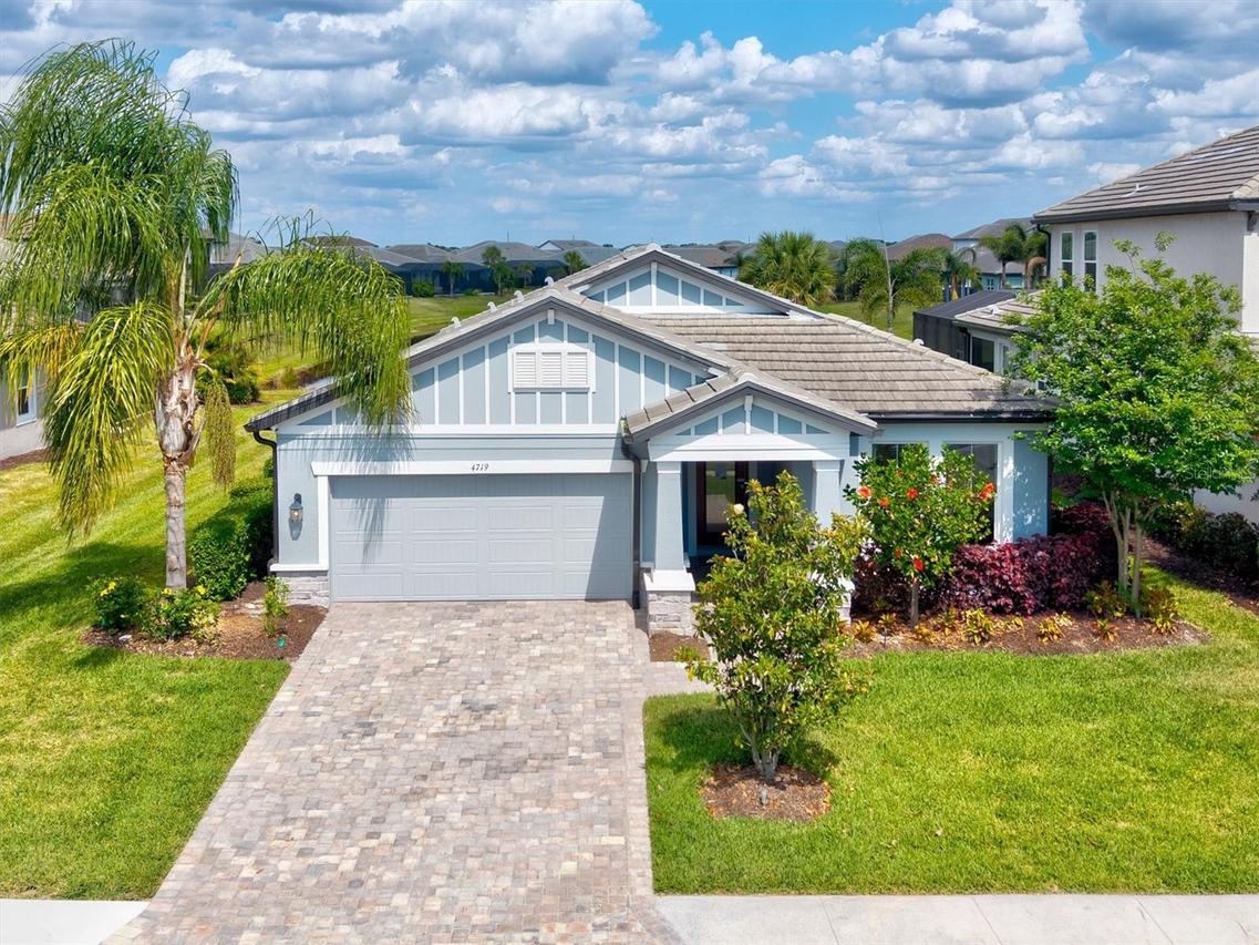 4719 Winsome Way, Bradenton, FL 34211