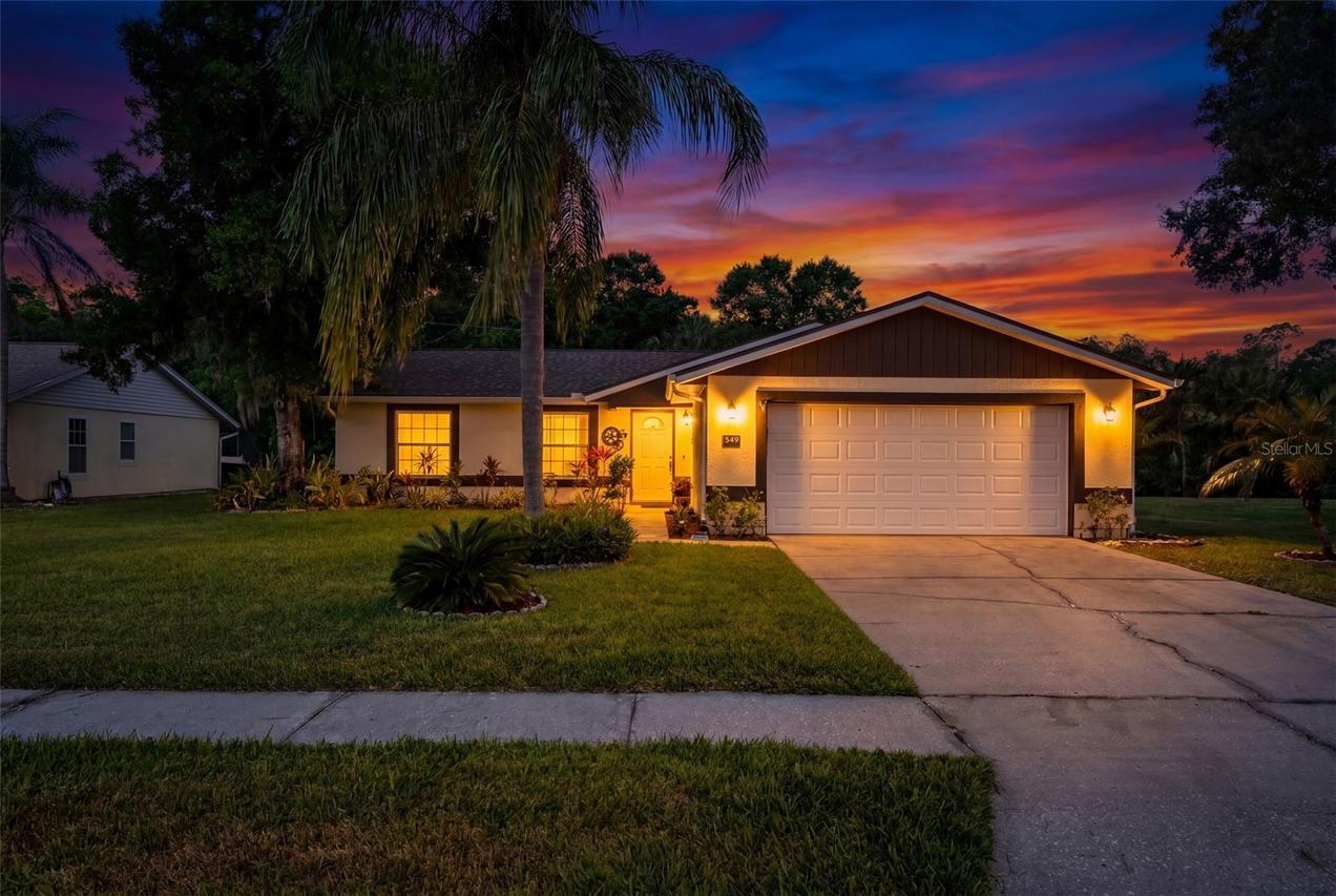 549 Longwood Cir., Oldsmar, FL 34677