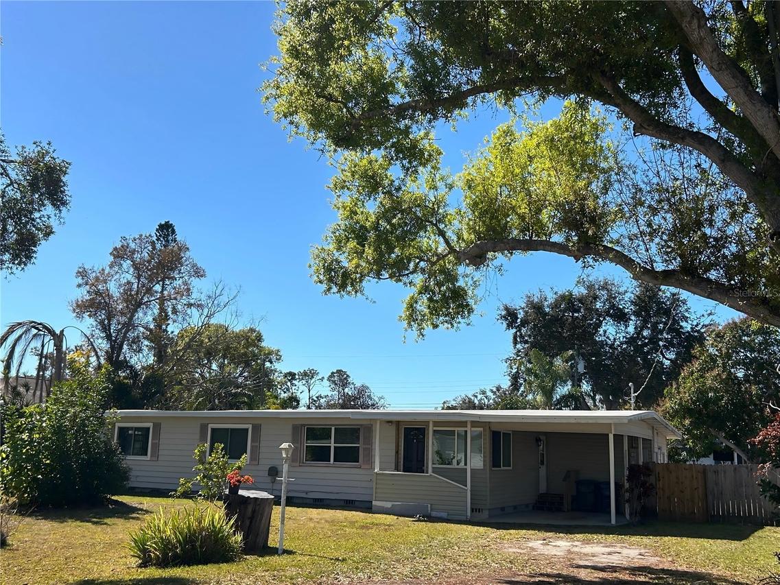 4722 Harris Ave., Sarasota, FL 34233
