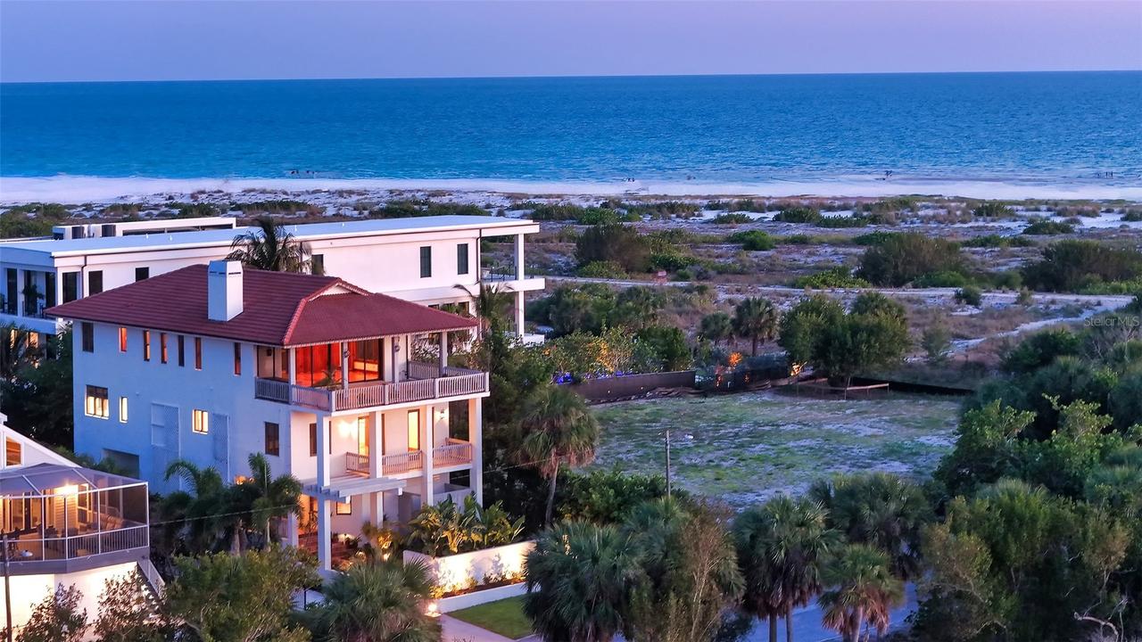 156 Emerson Dr., Sarasota, FL 34236