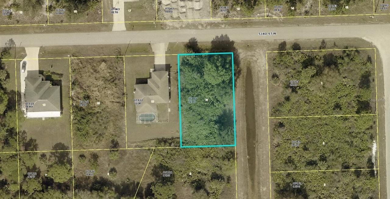 2709 53rd St., Lehigh Acres, FL 33971