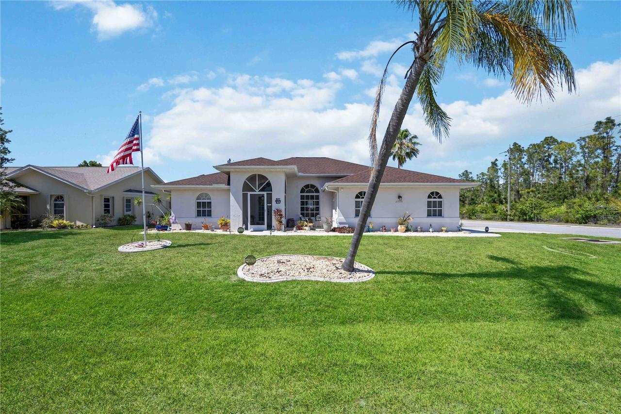 23530 Clay Ave., Port Charlotte, FL 33954