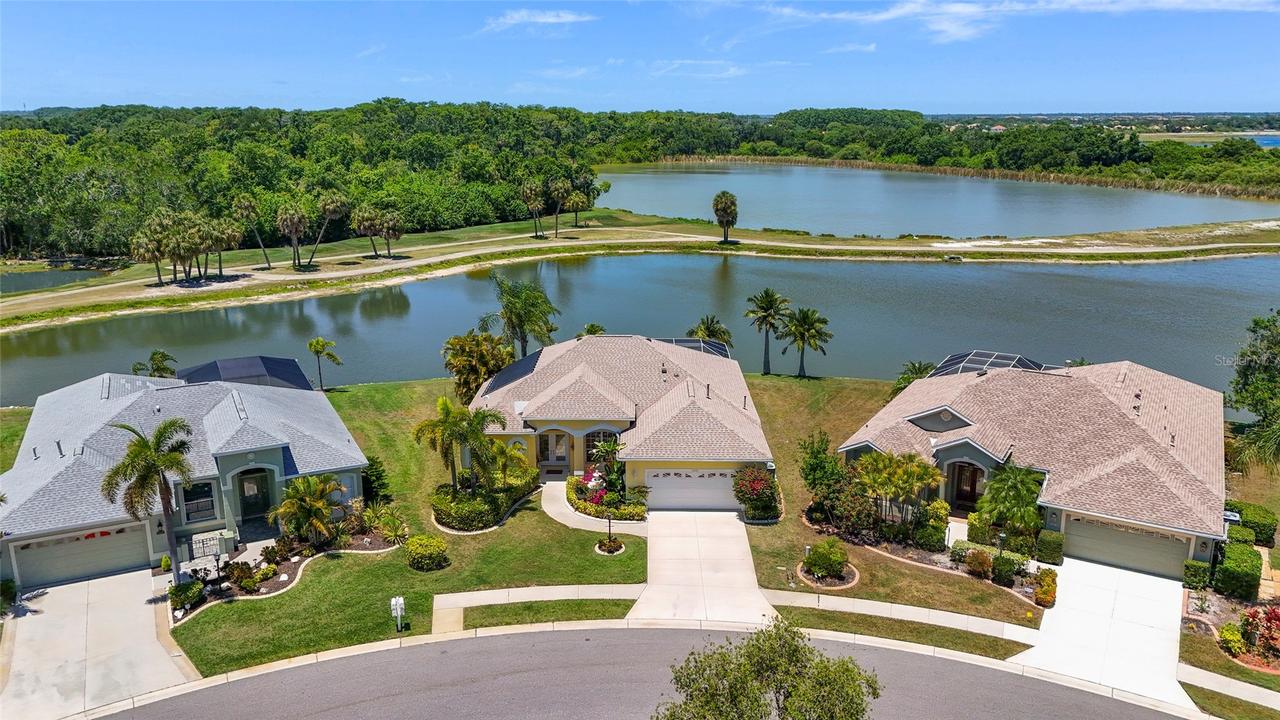 10591 Old Grove Cir., Bradenton, FL 34212