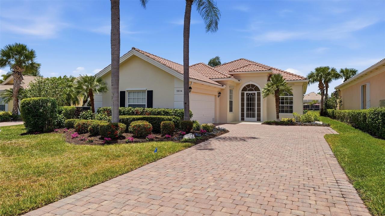 5614 Octonia Pl., Sarasota, FL 34238