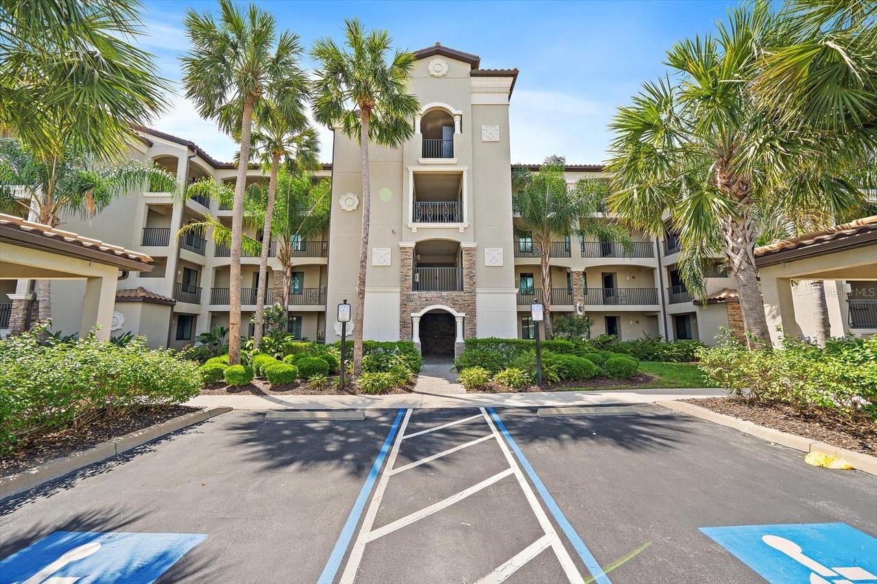17006 Vardon Ter. #401, Bradenton, FL 34211