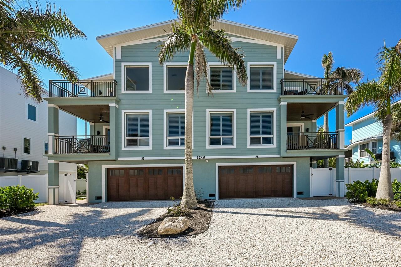 109 6th St. #A & B, Bradenton Beach, FL 34217