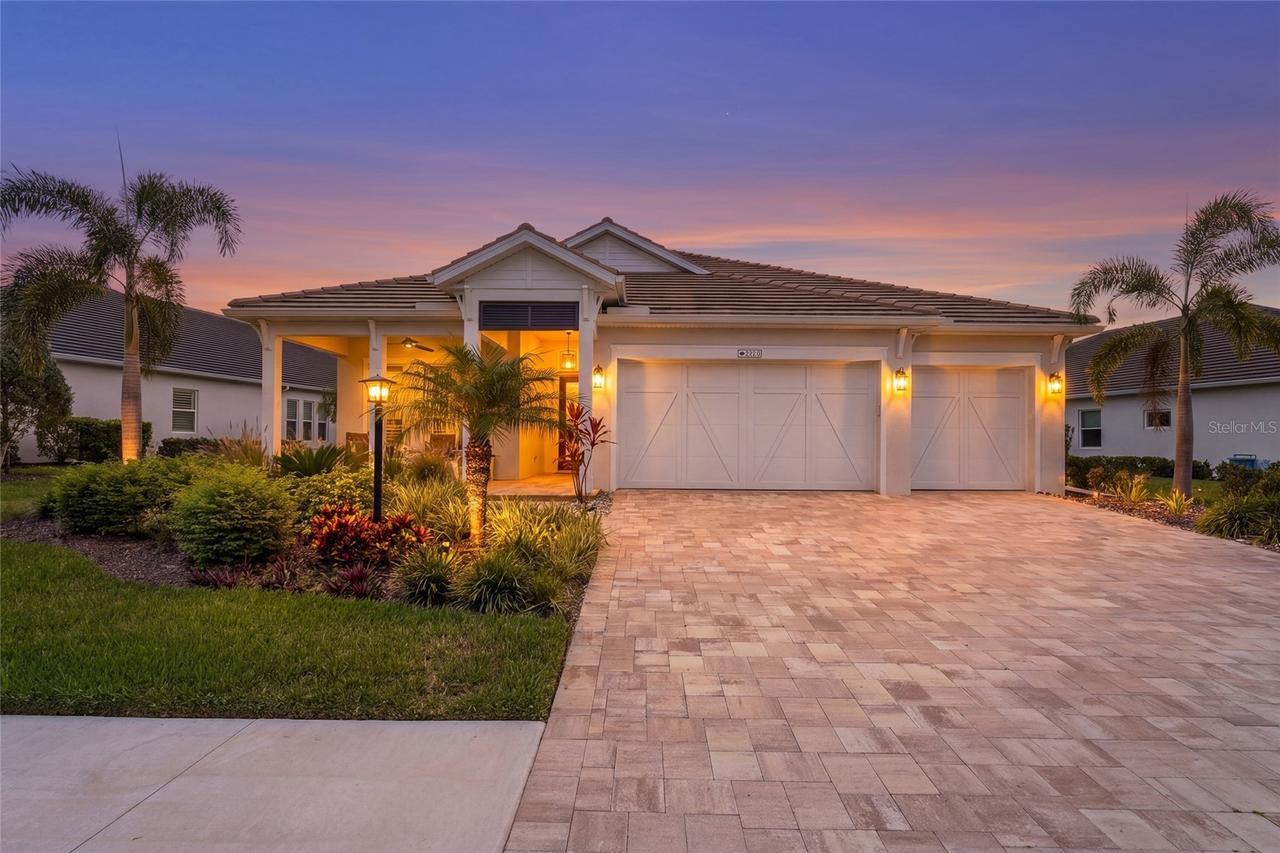733 Tailwind Pl., Sarasota, FL 34240