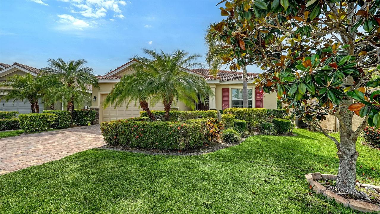 2858 Oriole Dr., Sarasota, FL 34243