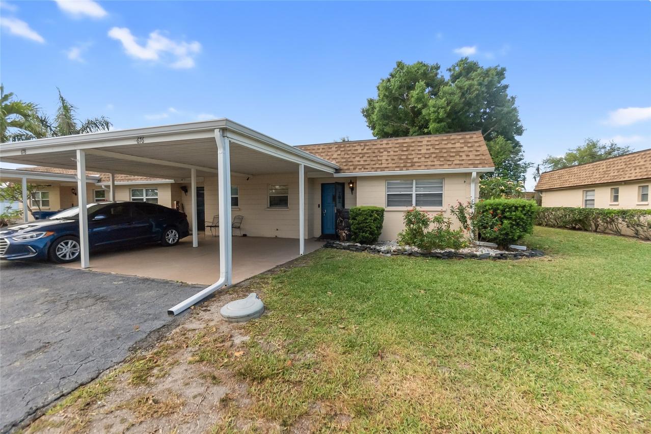 676 Park Cir., Bradenton, FL 34207