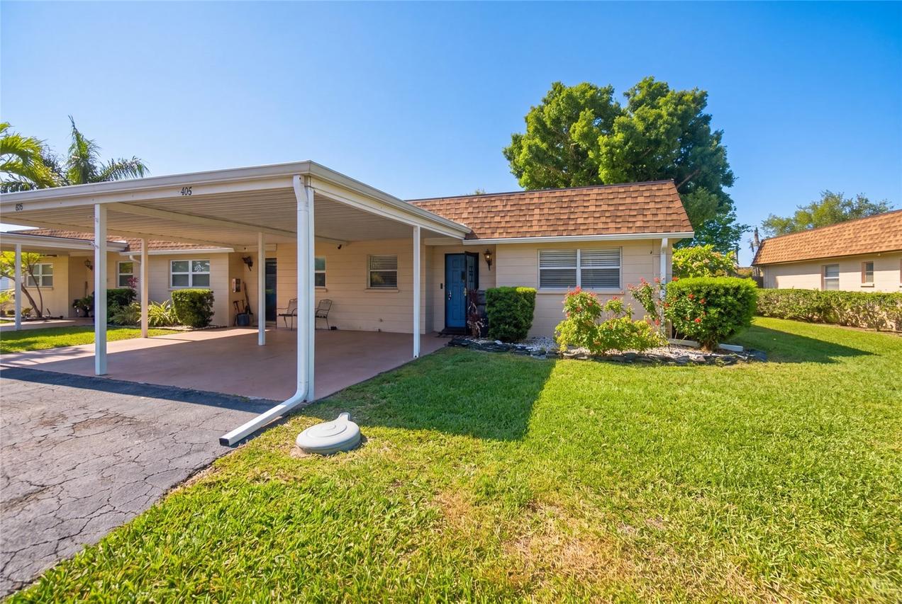 676 Park Cir., Bradenton, FL 34207
