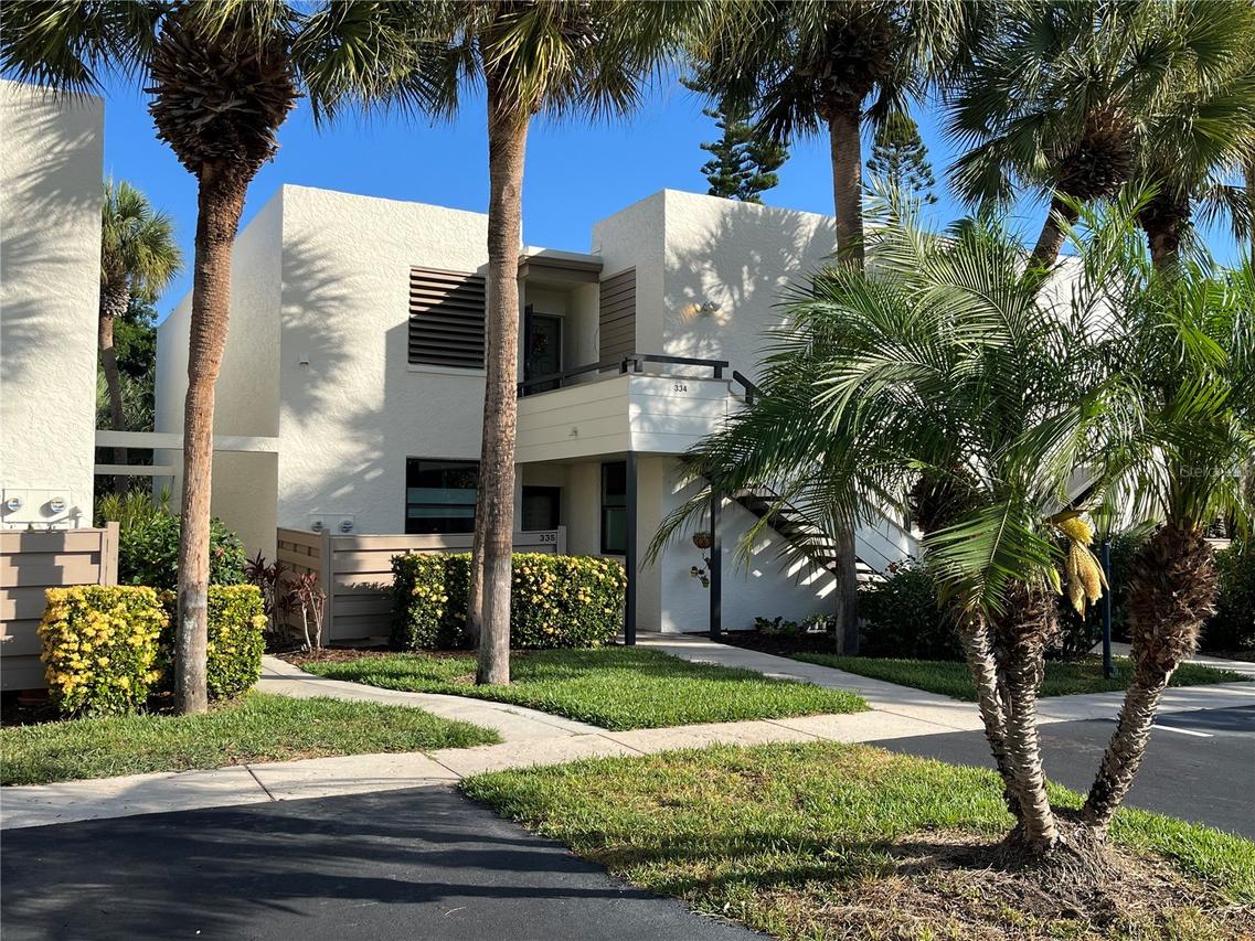 335 Springdale Dr., Bradenton, FL 34210