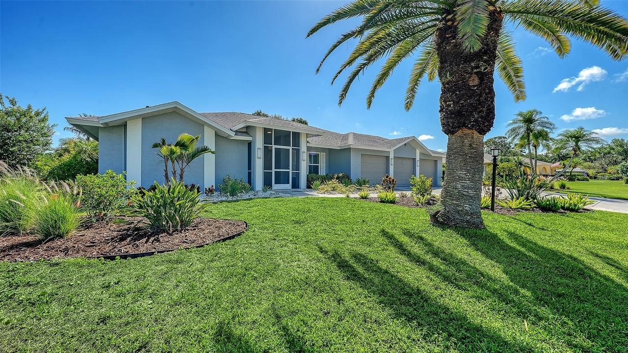 6988 Country Lakes Cir., Sarasota, FL 34243